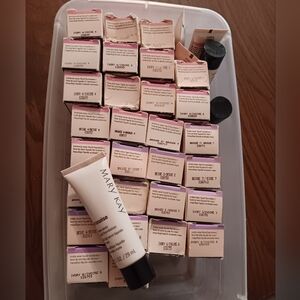 Mary Kay Lot Of 35 Matte & Luminous Foundations Vintage